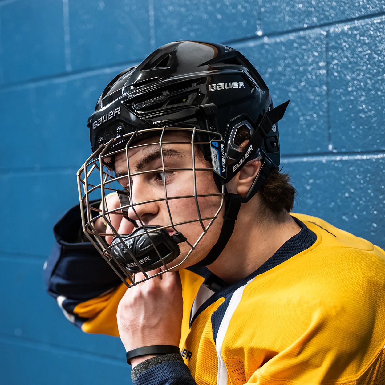 BAUER RE-AKT 155 HELMET - Image 11