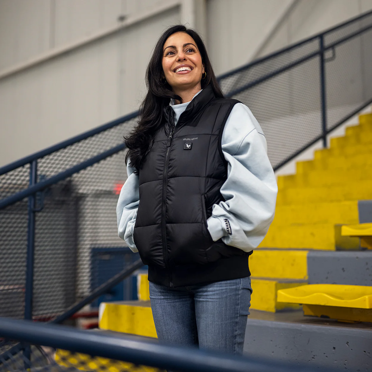 BAUER REDLINE WOMENS HEATED VEST - Image 9