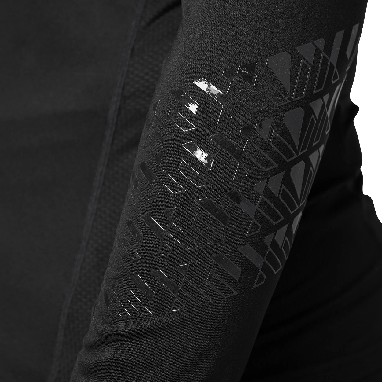 BAUER WMNS LS CUT-RESISTANT NECK PROTECT BASE LAYER - Image 5