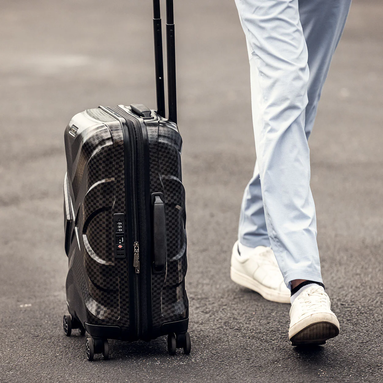 BAUER SPORTS LUGGAGE CARRY ON - Image 3