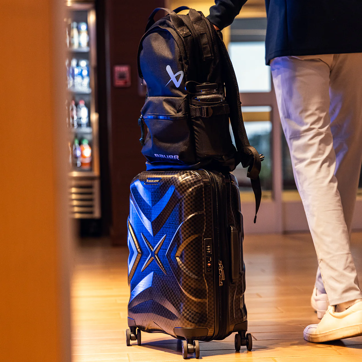 BAUER SPORTS LUGGAGE CARRY ON - Image 6