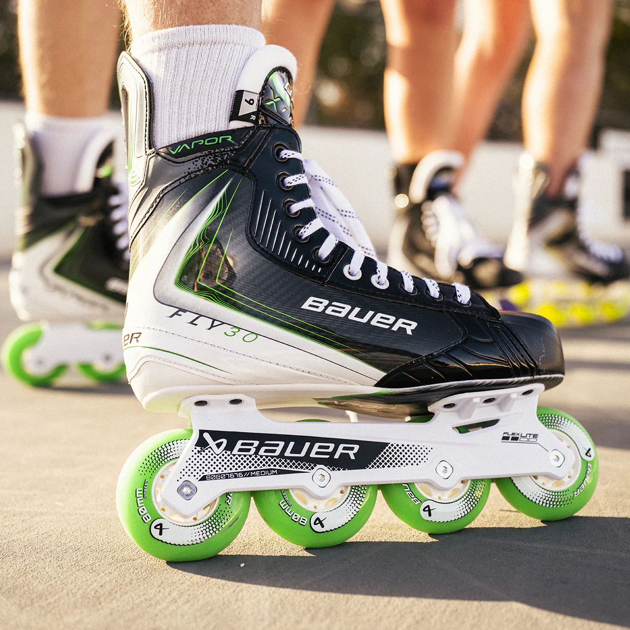 BAUER VAPOR FLY30 ROLLER SKATE INTERMEDIATE - Image 7