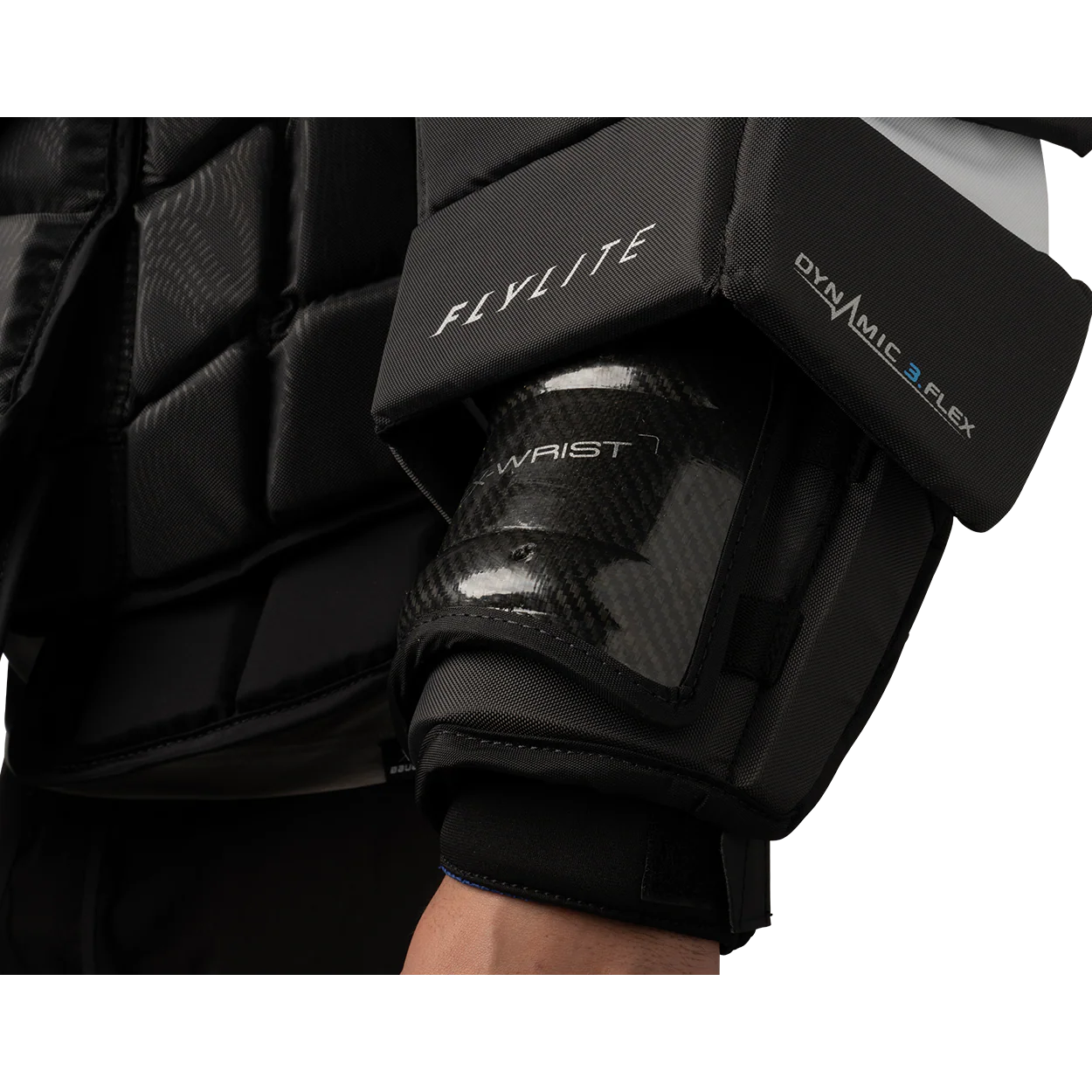 S25 VAPOR FLYLITE CHEST PROTECTOR SENIOR - Image 3